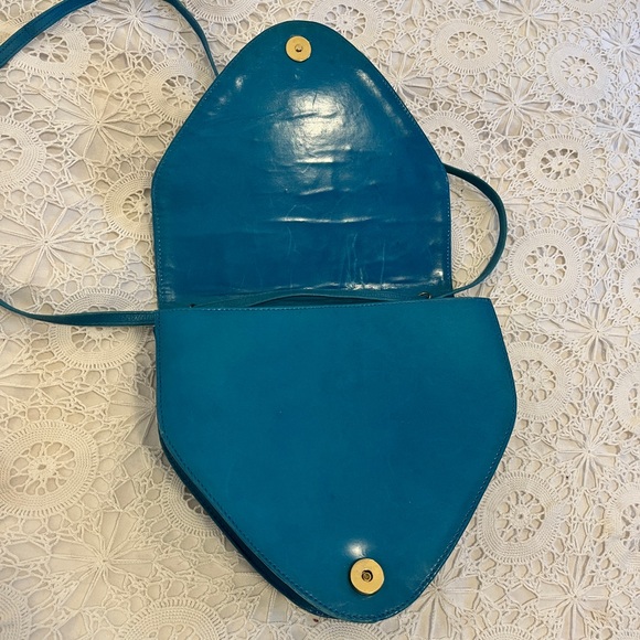 Vintage blue leather Crossbody purse - Picture 5 of 9